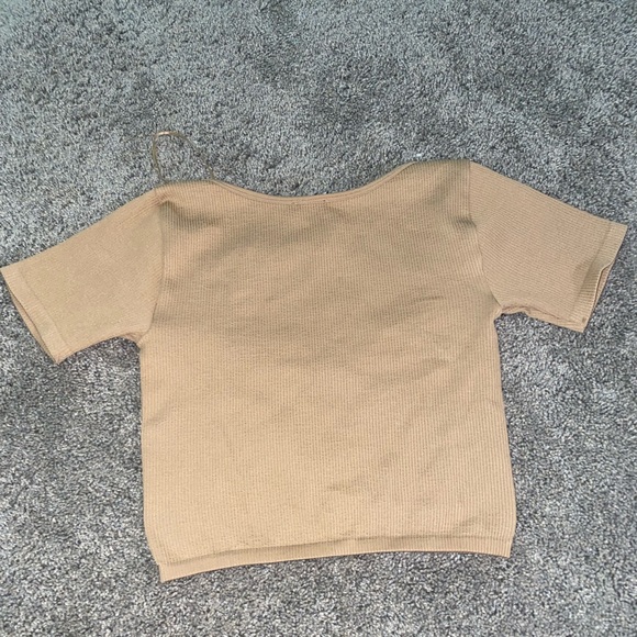 Brand new Zara nude crop top - Picture 3 of 3